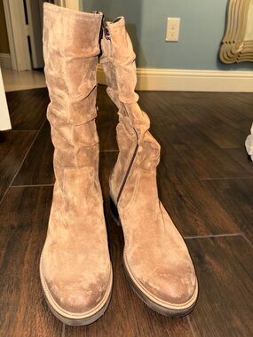 Women's Slouchy Lace-Up Suede Mid-Calf Boots in Tan